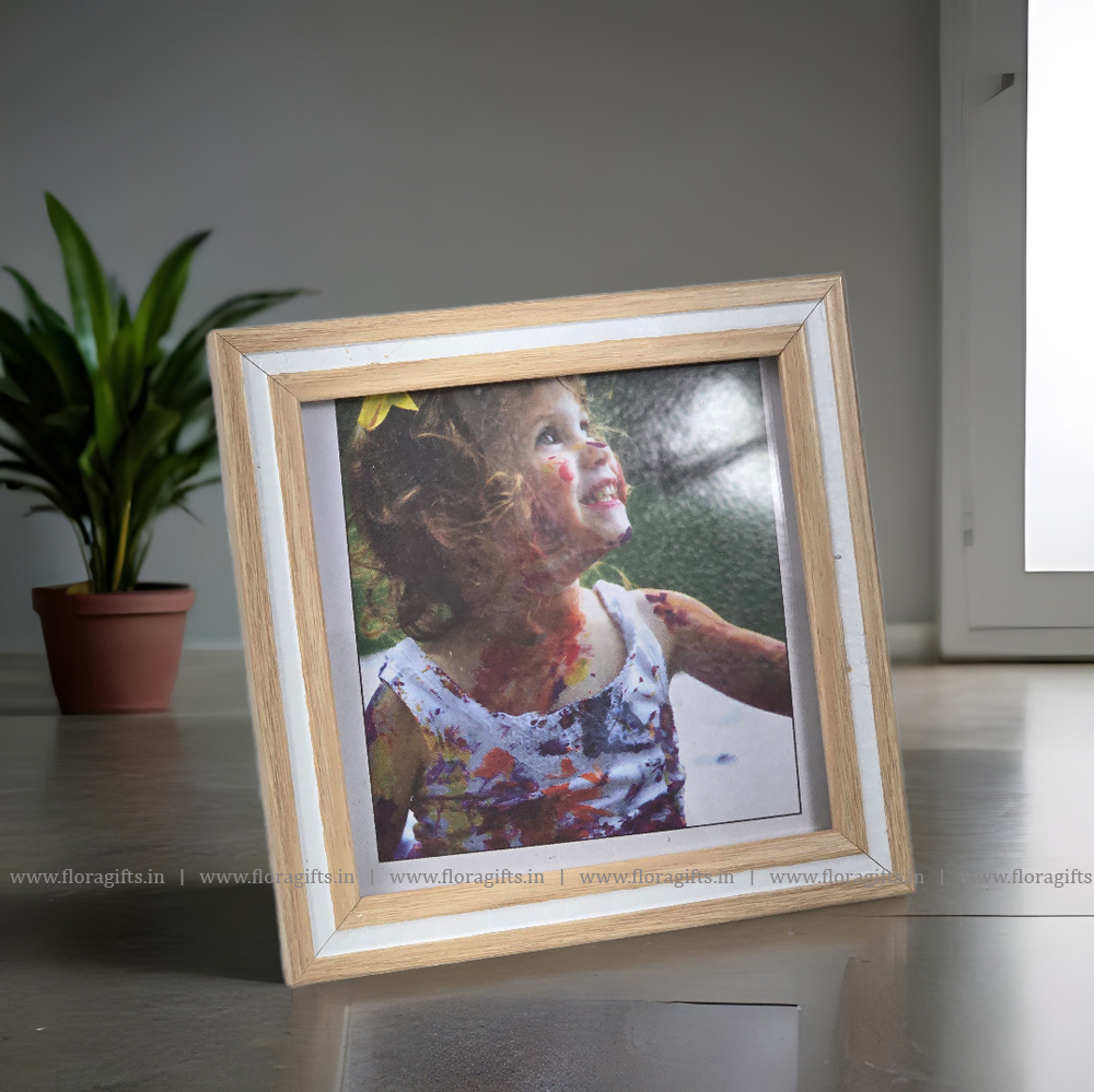 Mini Frame Cream N White