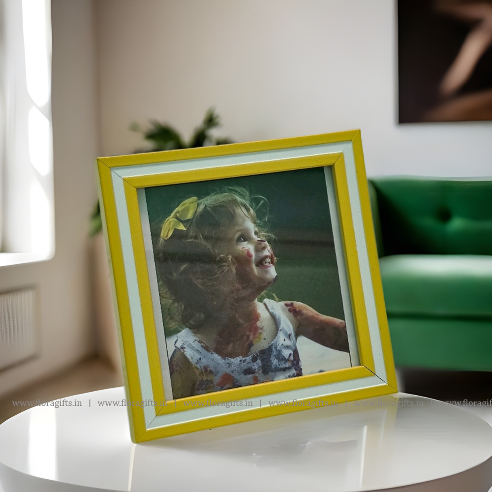 Mini Frame Yellow N White