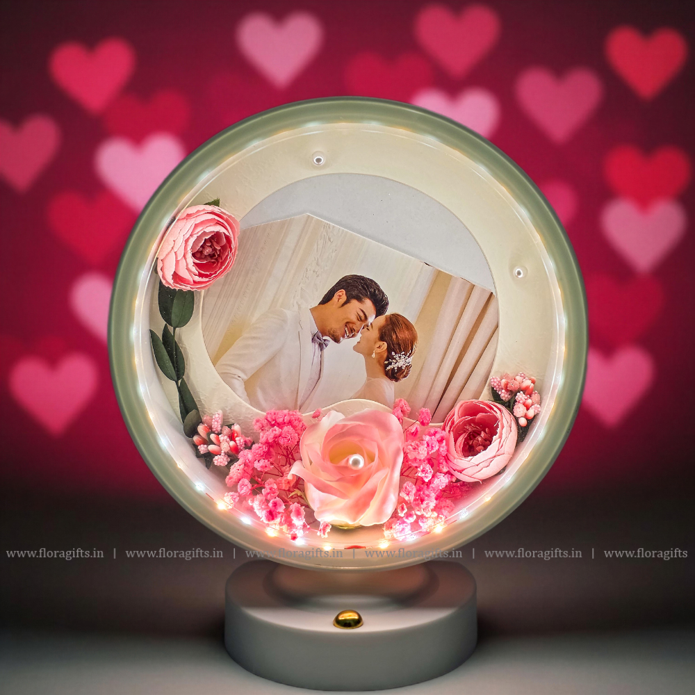 Pink Blooming Round Frame