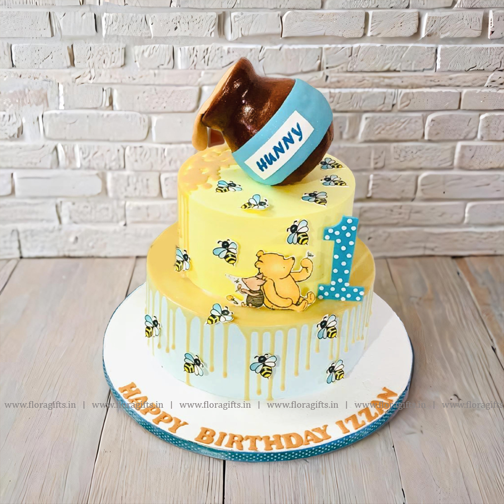 Winnie The Pooh Theme Cake