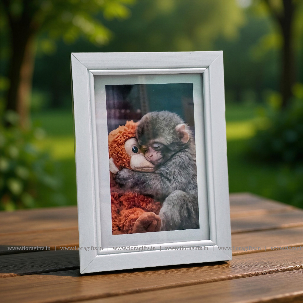 White Frame 6 x 4