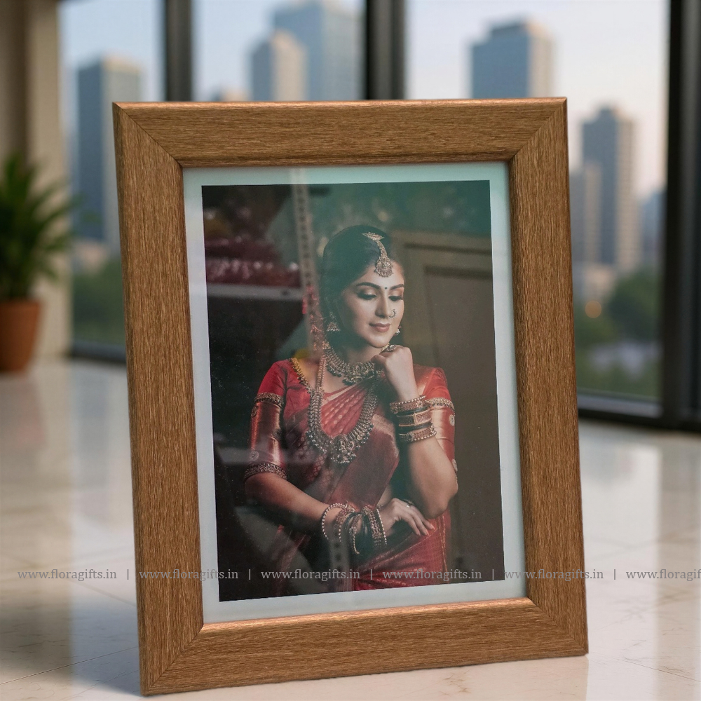 Shiny Wooden Finish 8 x 6
