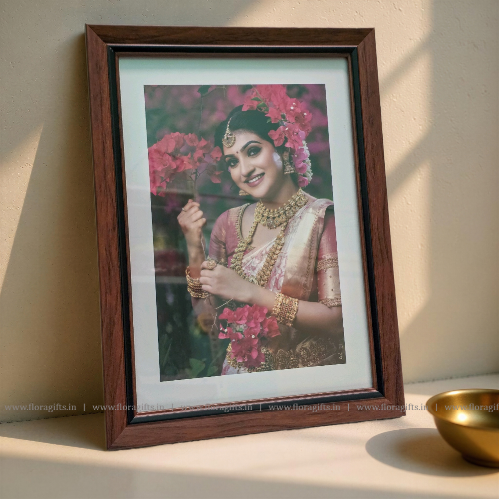 Black & Wood Finish Frame A4